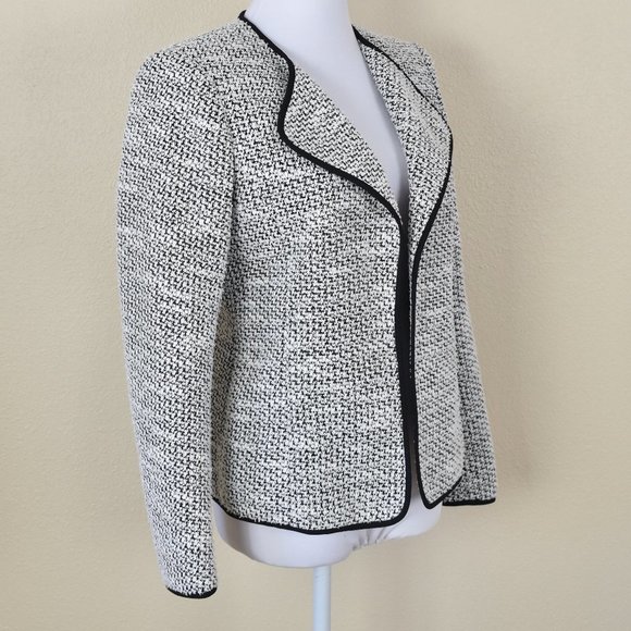 Calvin Klein Textured Piped Open Front Blazer 4 - Picture 6 of 7